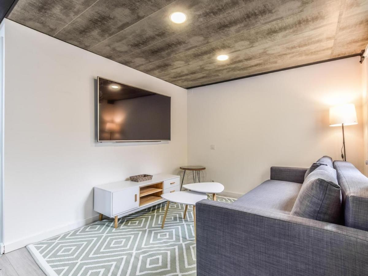 Appartamento Lofts Reformados En El Bernabeu Alquiler Temporal Madrid Esterno foto